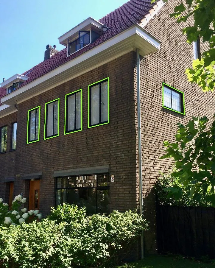 ベッド・アンド・ブレックファスト Eikenburg B&B アイントホーフェン